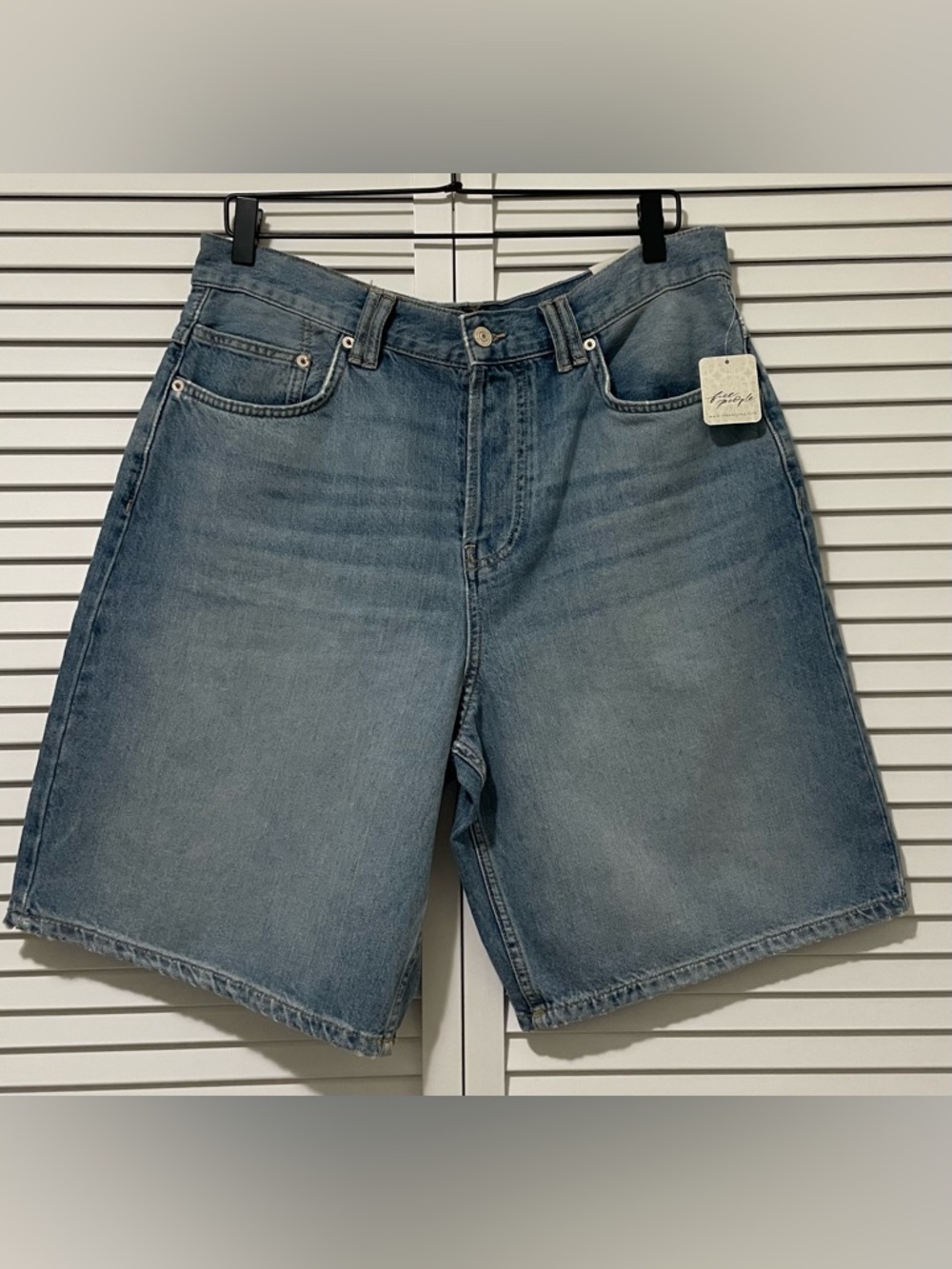We The Free Mid-Blue Denim Jean Shorts - Picture 4 of 5